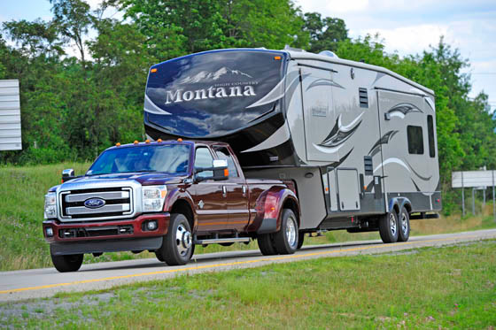 5th Wheel Hitch Towing Trailer