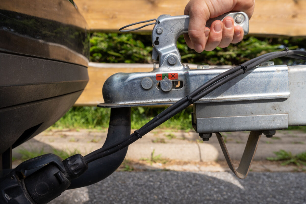 8 Simple Steps! Complete Weight Distribution Hitch Setup Calgary